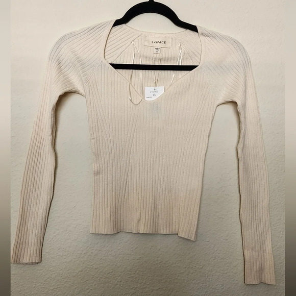 L*Space Camryn Top - Picture 1 of 16